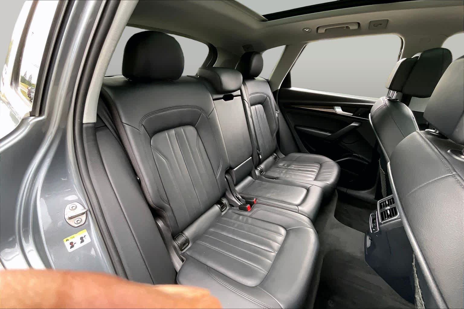 Used 2018 Audi Q5 2.0T Premium Plus w/ Premium Plus Package AWD/4WD image 19