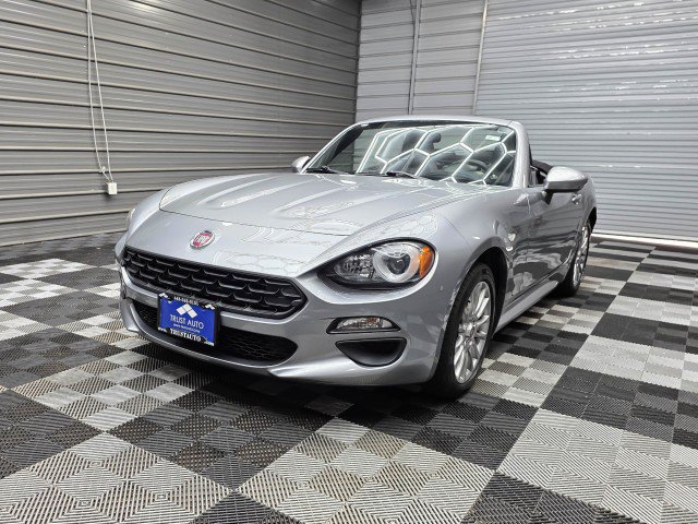 Used 2017 FIAT 124 Spider Classica RWD image 34