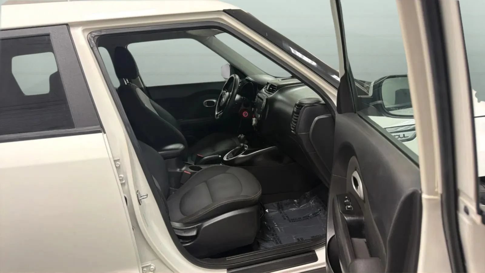 Used 2019 Kia Soul + FWD image 21