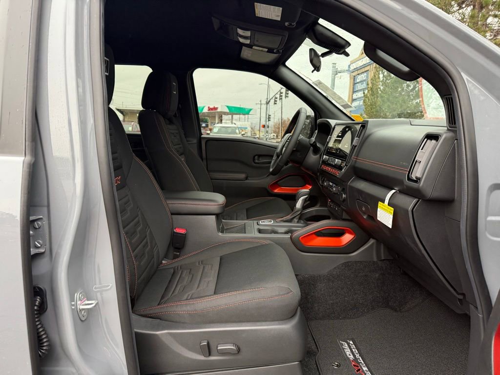New 2026 Nissan Frontier PRO-4X w/ Pro-4x Convenience Package image 17