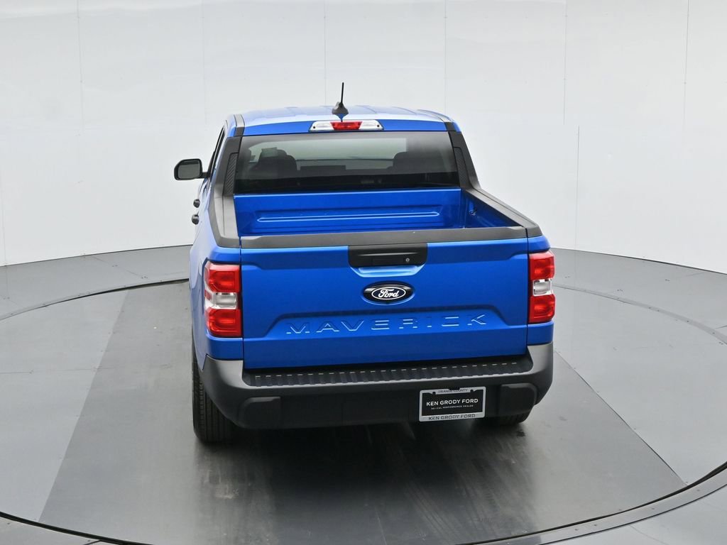 New 2025 Ford Maverick XL image 38