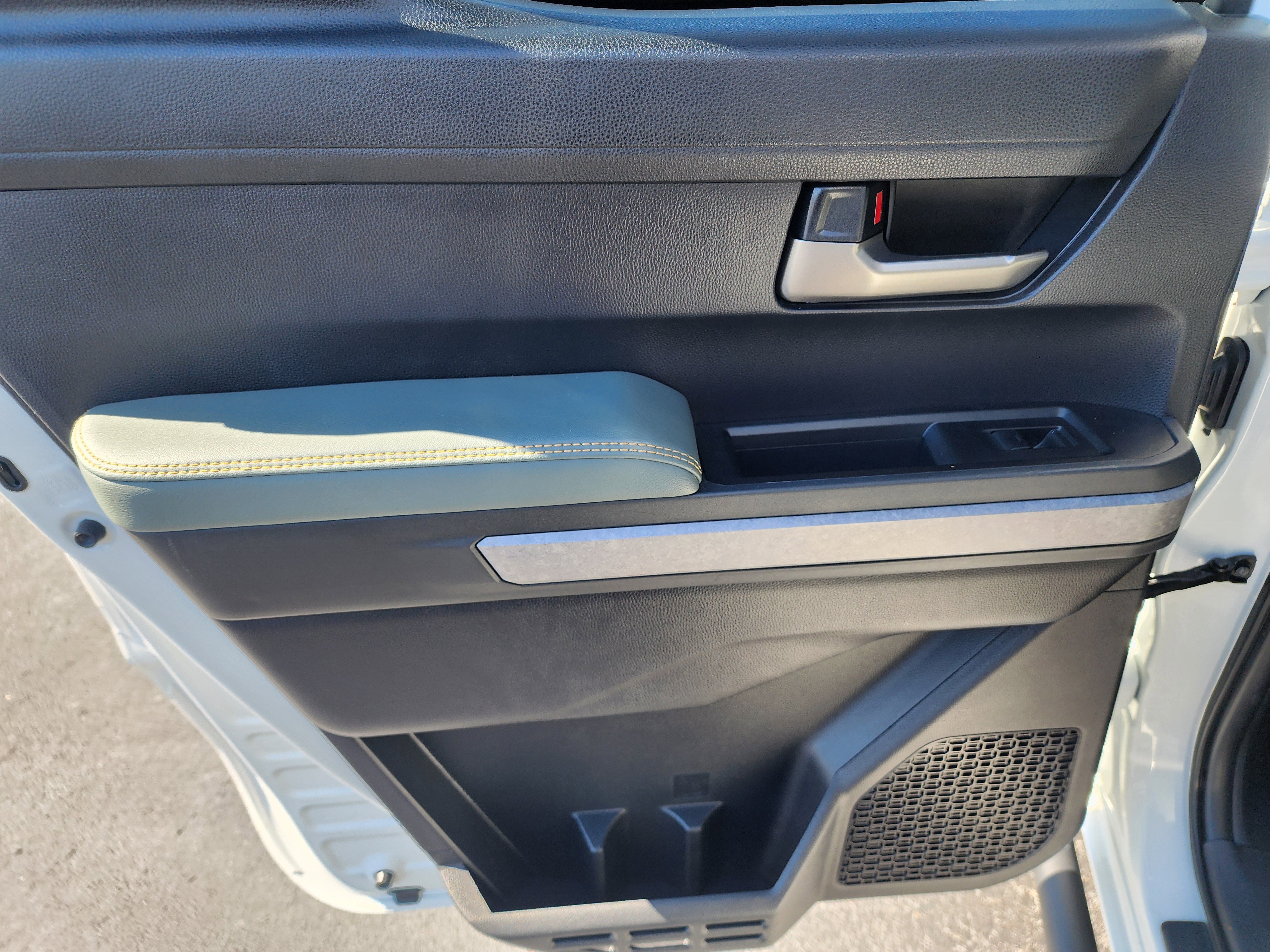 Used 2025 Toyota Tacoma 4x4 Double Cab Hybrid w/ Tow Tech Package image 17