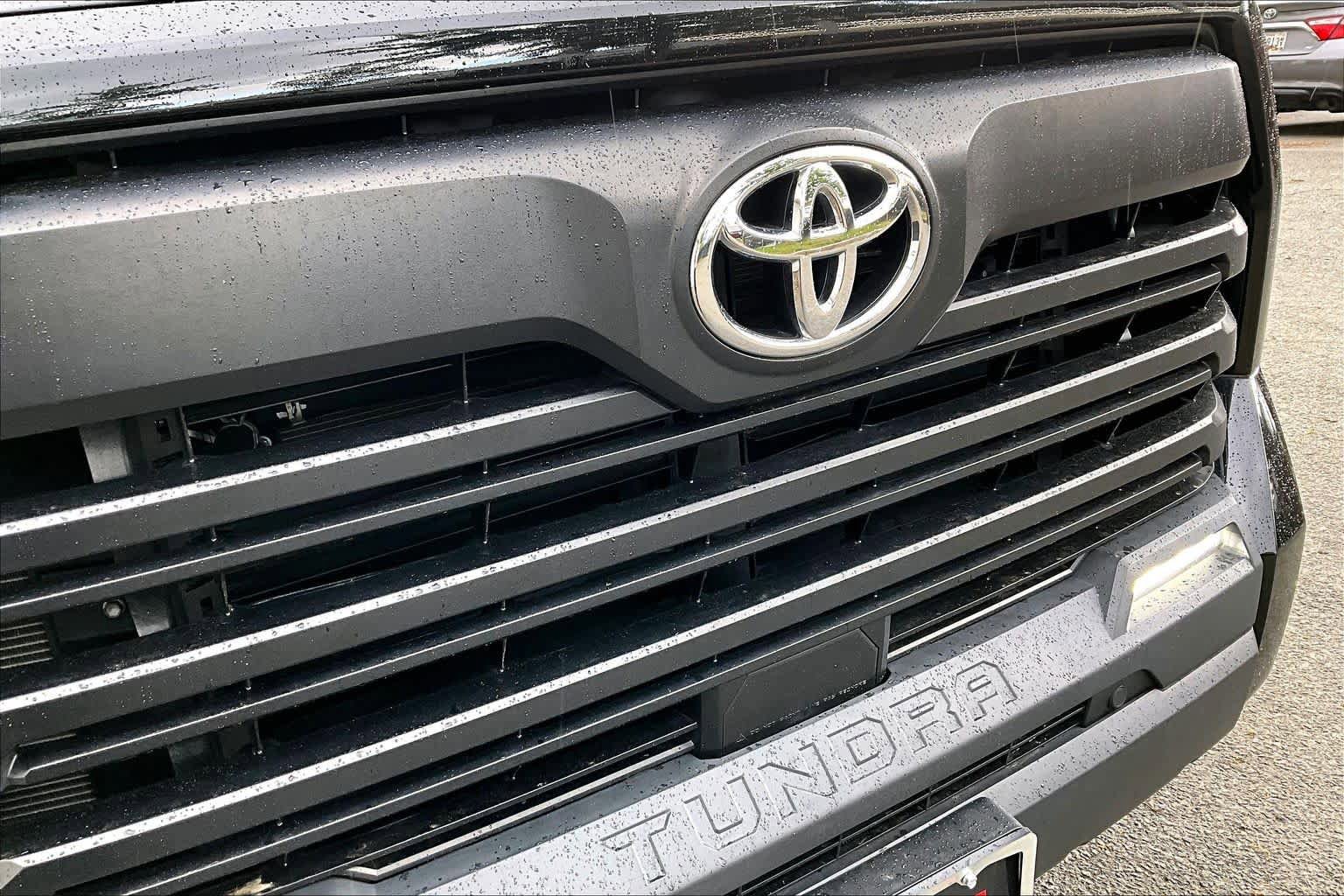 Used 2023 Toyota Tundra SR5 w/ SR5 Convenience Package AWD/4WD image 59