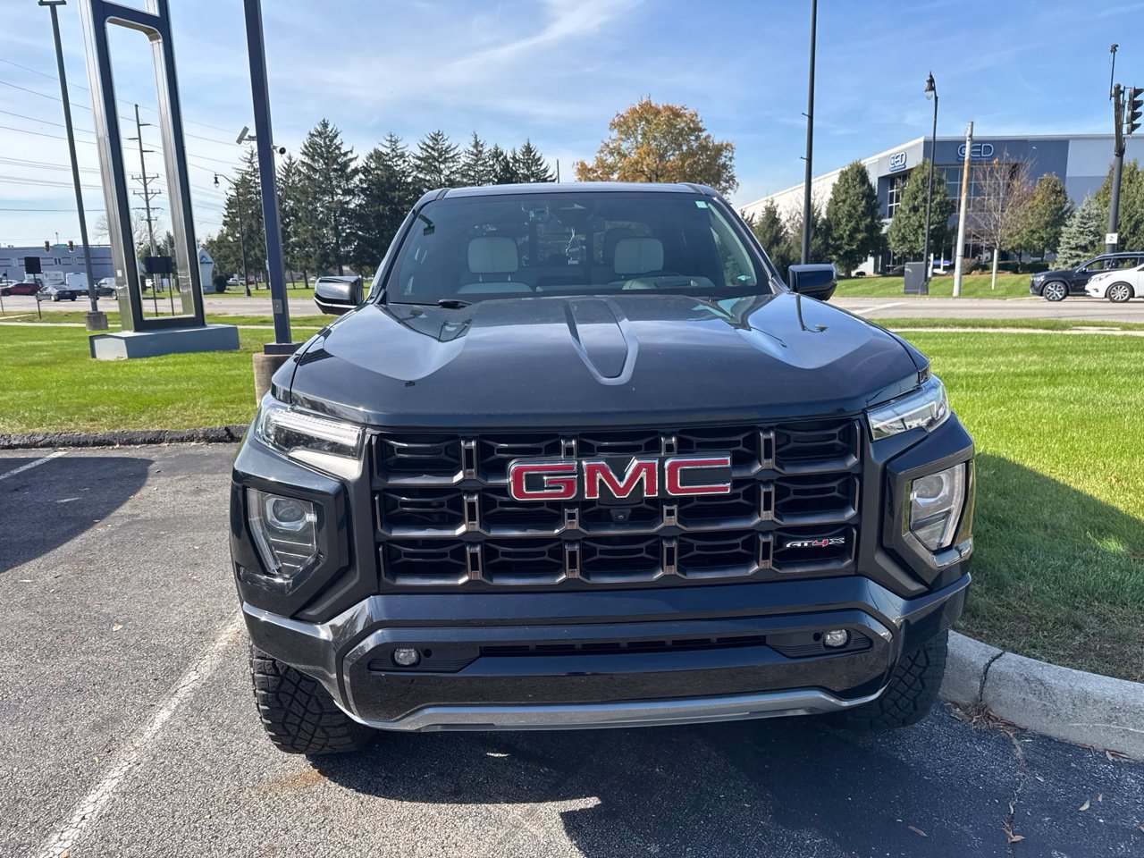 Used 2024 GMC Canyon AT4X AWD/4WD image 8