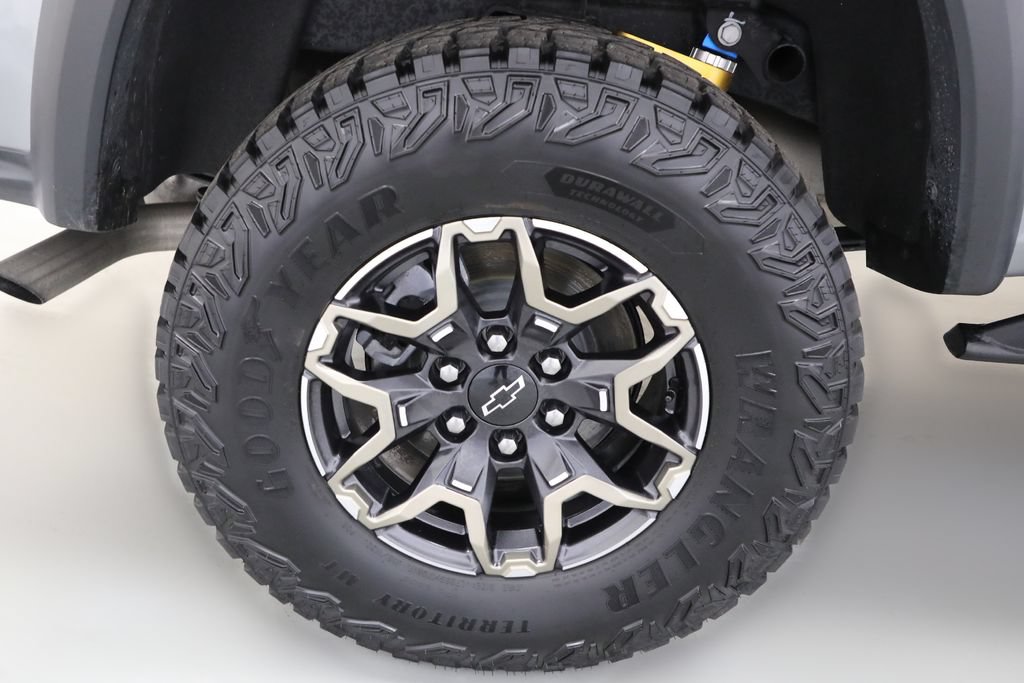 Used 2024 Chevrolet Colorado ZR2 w/ ZR2 Convenience Package III AWD/4WD image 22