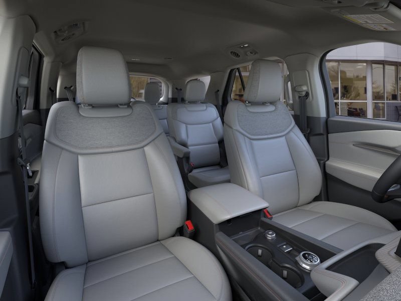 New 2026 Ford Explorer Active w/ Active Comfort Package AWD/4WD image 11