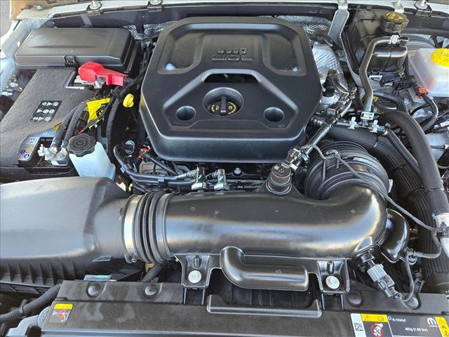 Used 2025 Jeep Wrangler Unlimited Rubicon image 23