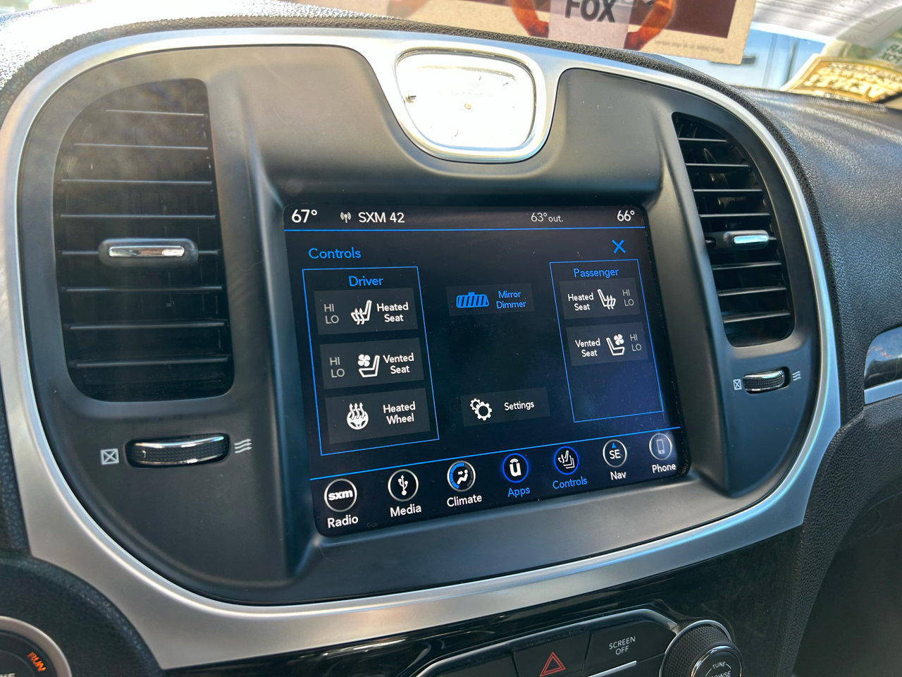 Used 2019 Chrysler 300 Limited image 21
