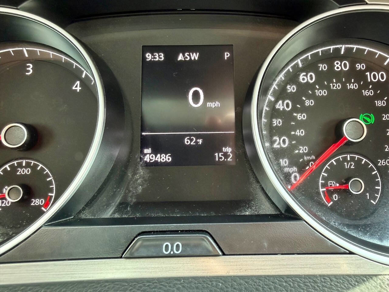 Used 2015 Volkswagen Golf TDI S FWD image 34