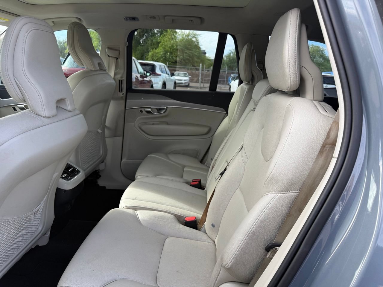 Used 2022 Volvo XC90 T5 Momentum AWD/4WD image 10