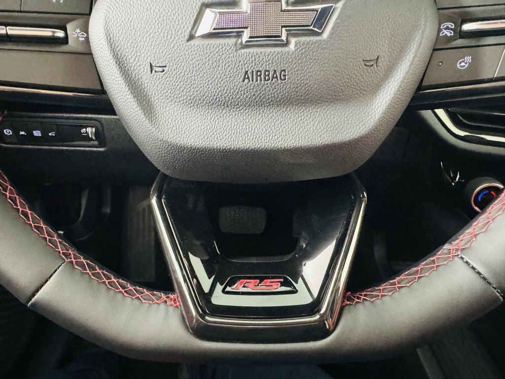 Used 2025 Chevrolet Equinox EV RS image 13