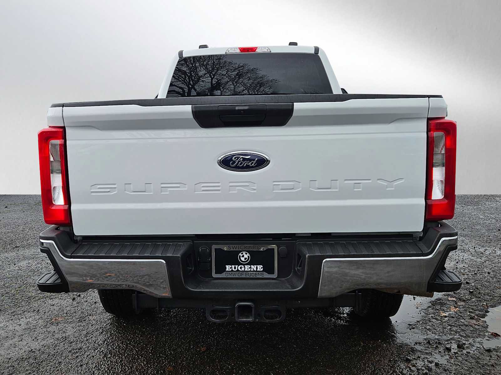 Used 2023 Ford F350 XLT w/ FX4 Off-Road Package image 4
