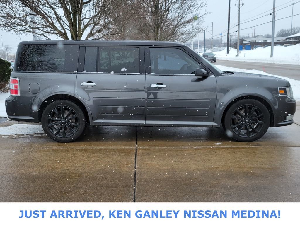 Used 2019 Ford Flex SEL w/ Equipment Group 202A image 2