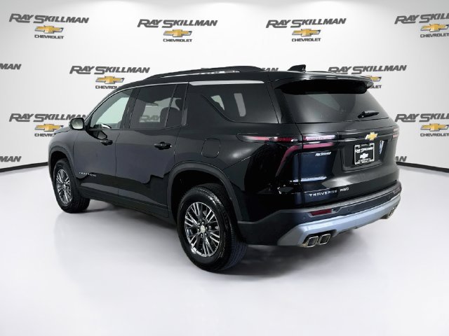 Used 2026 Chevrolet Traverse LT AWD/4WD image 5