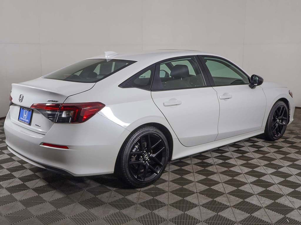 Used 2025 Honda Civic Sport image 9