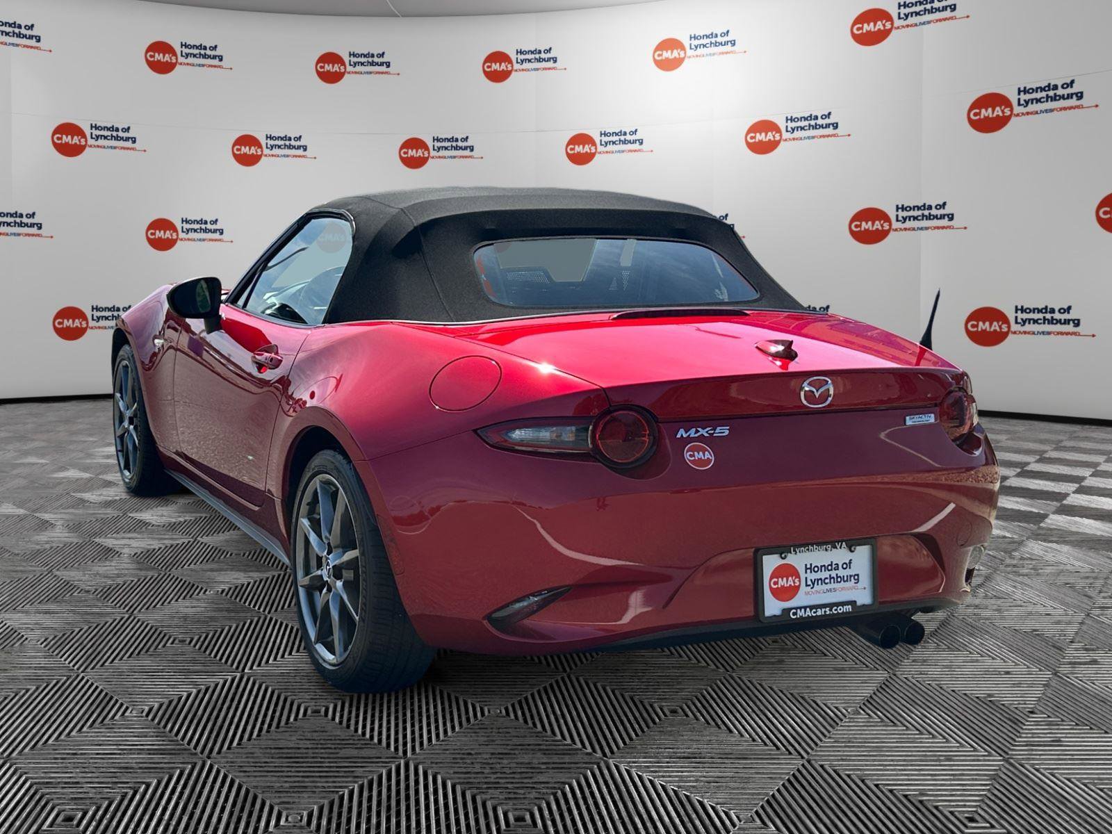 Used 2016 MAZDA MX-5 Miata Grand Touring RWD image 3
