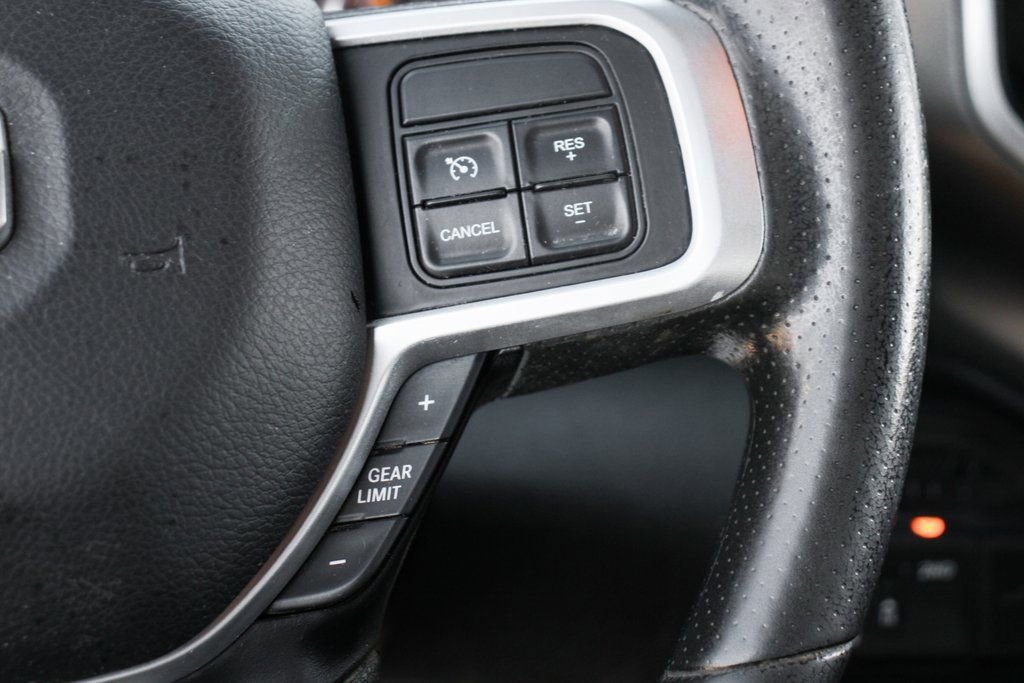 Used 2021 RAM 3500 Big Horn image 25