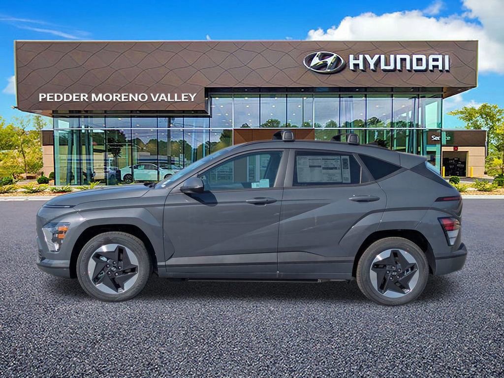 New 2025 Hyundai Kona SEL FWD image 3