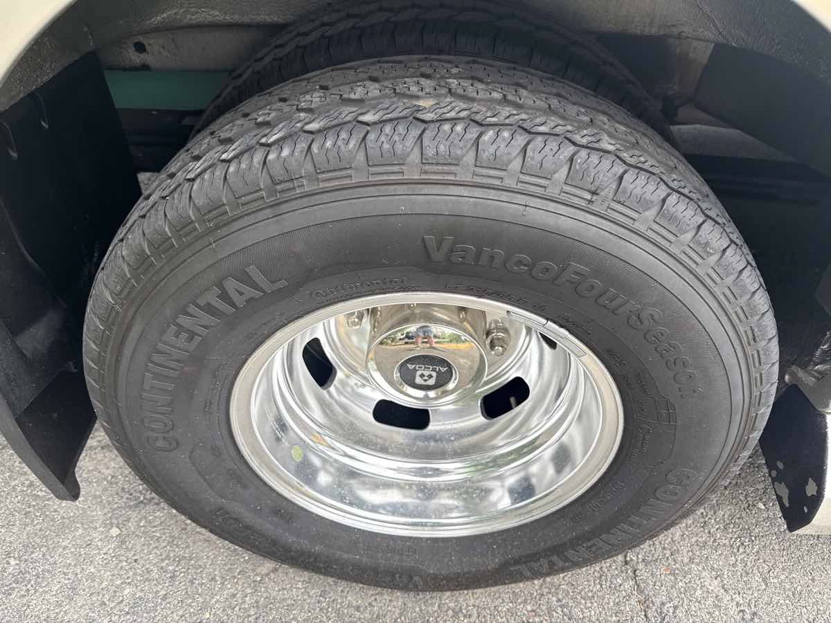 Used 2017 Mercedes-Benz Sprinter 3500 image 19