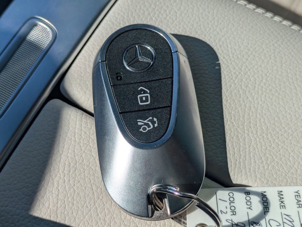 Used 2022 Mercedes-Benz C 300 Sedan image 32