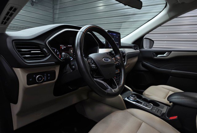 Used 2022 Ford Escape SEL AWD/4WD image 11