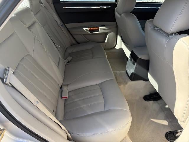 Used 2005 Chrysler 300 C RWD image 15