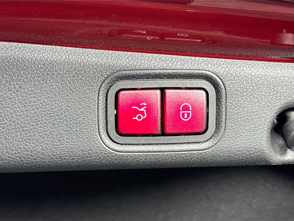 Used 2019 Mercedes-Benz E 300 image 34