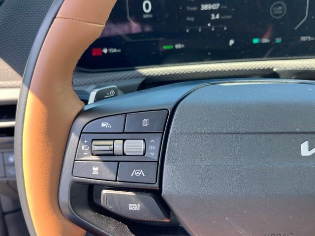 Used 2025 Kia EV6 Wind RWD image 22