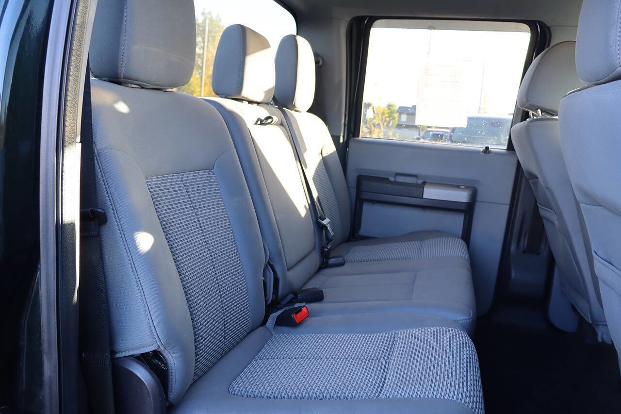 Used 2015 Ford F250 XLT w/ XLT Premium Package image 26