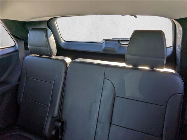 Used 2018 Chevrolet Traverse Premier w/ Driver Confidence II Package image 17
