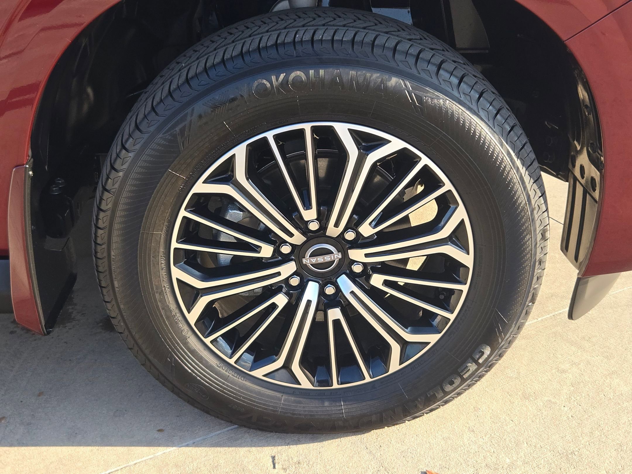 Certified 2025 Nissan Armada SL w/ Captain's Chari Seat Package image 32