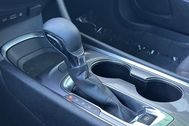 Used 2023 Chevrolet Malibu LT FWD image 23