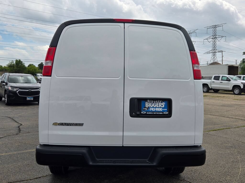 New 2026 Chevrolet Express 2500 Extended w/ Driver Convenience Package RWD image 12