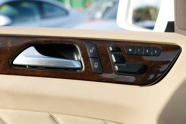 Used 2016 Mercedes-Benz GL 450 4MATIC 4dr GL 450 image 45