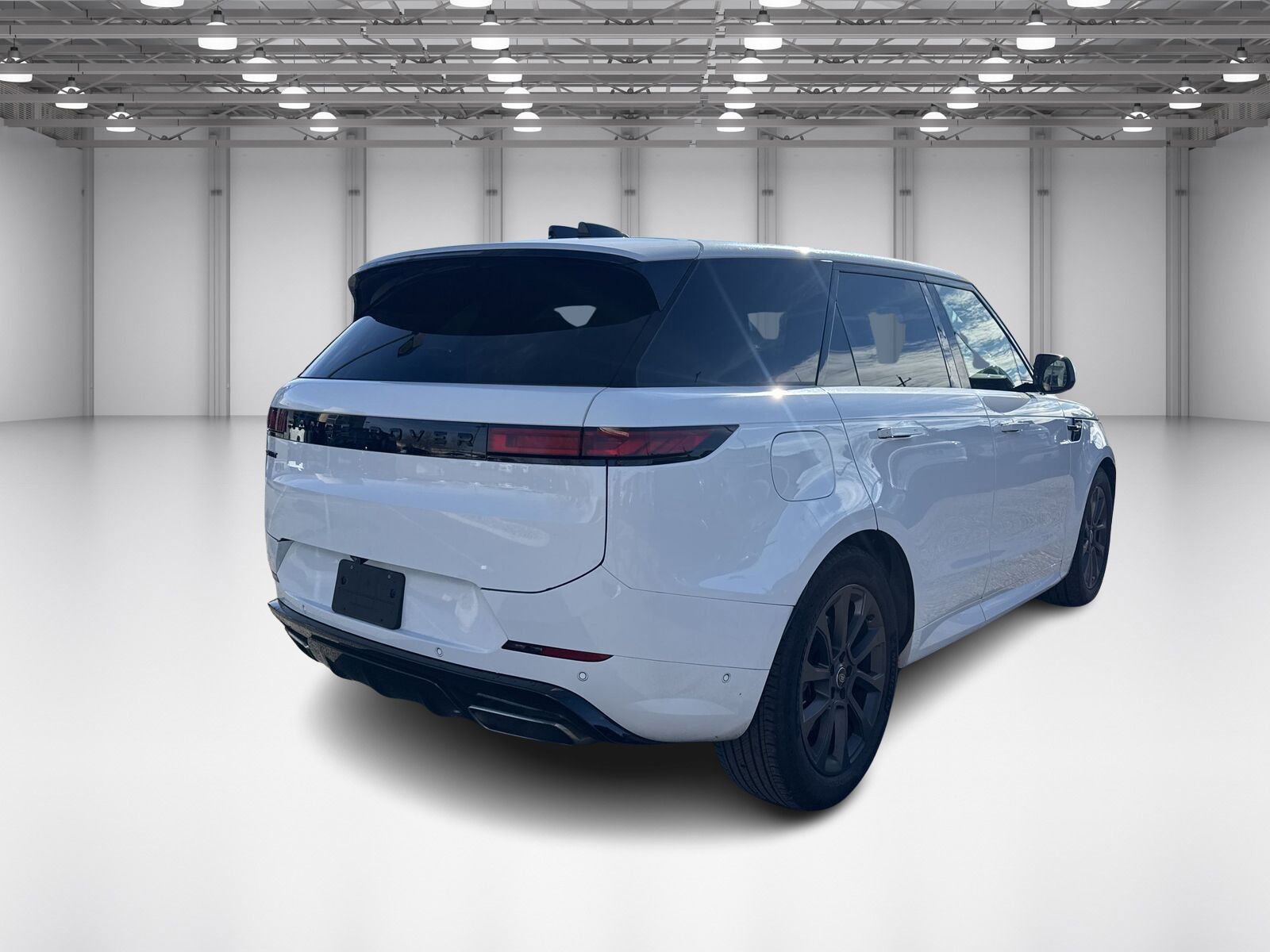 Used 2024 Land Rover Range Rover Sport Dynamic SE image 5
