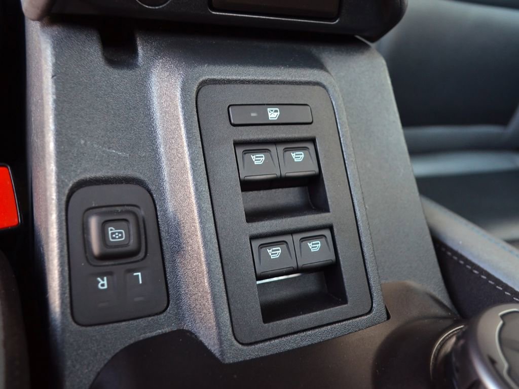 Used 2022 Ford Bronco Black Diamond image 26