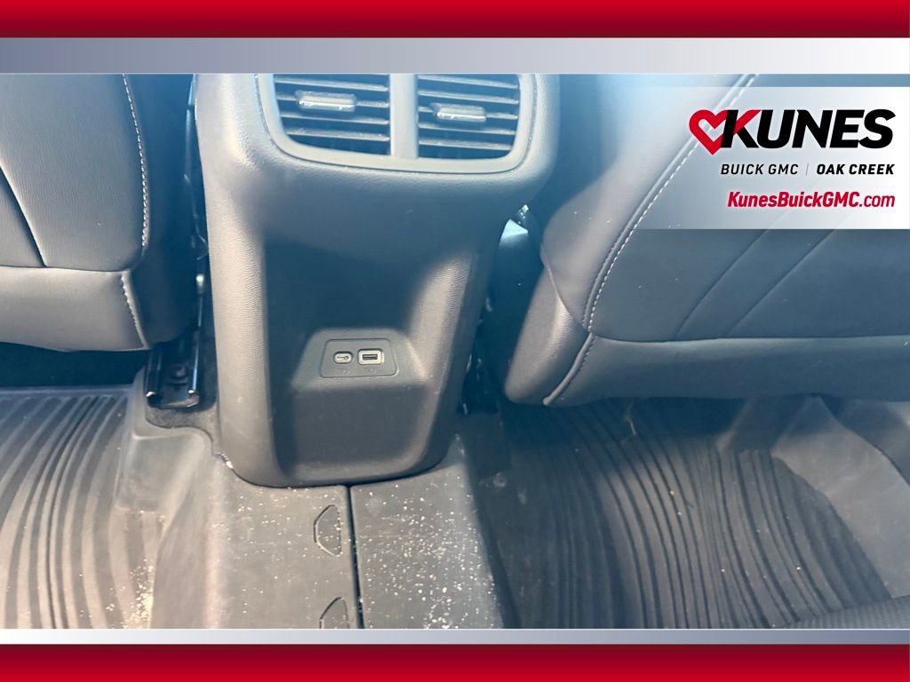 Used 2021 Buick Envision Essence image 9