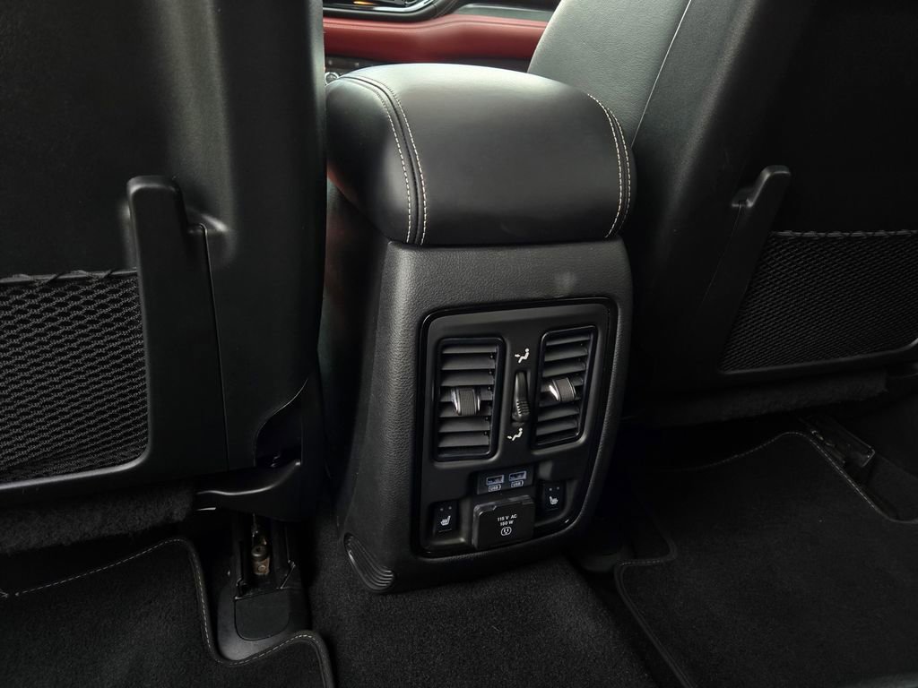 Used 2024 Dodge Durango SRT Hellcat AWD/4WD image 34