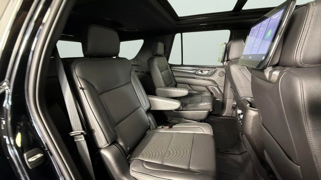 Used 2021 GMC Yukon Denali w/ Denali Premium Package AWD/4WD image 35