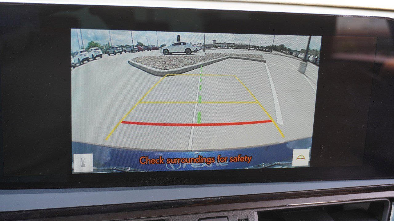 Used 2024 Lexus ES 350 w/ Premium Package image 17