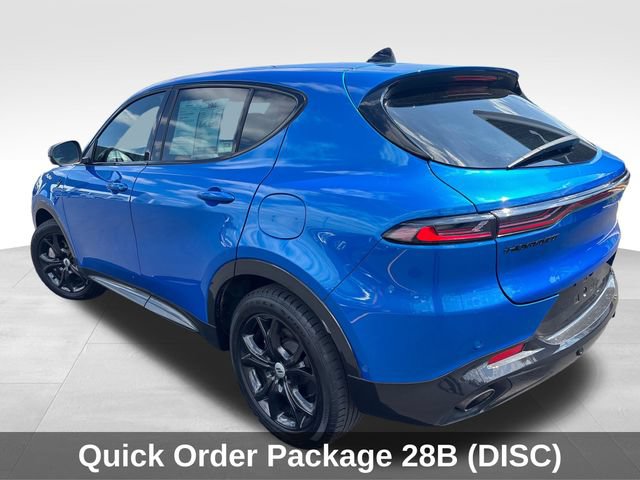 Used 2024 Dodge Hornet R/T w/ Tech Pack w/o Parking AWD/4WD image 3