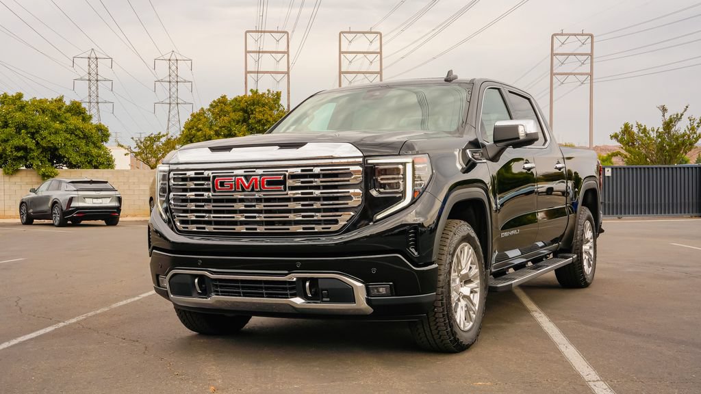 New 2026 GMC Sierra 1500 Denali AWD/4WD image 2
