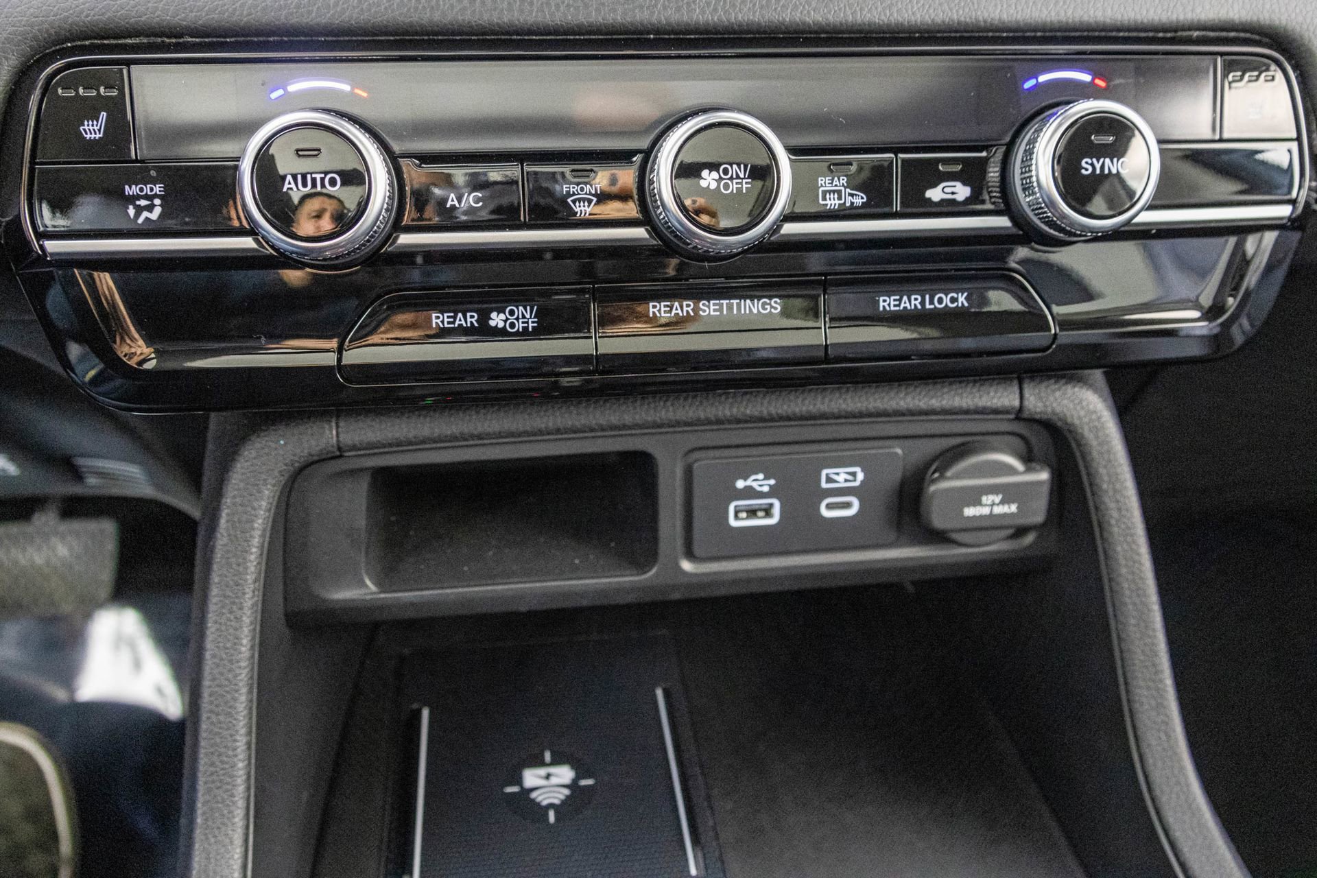 Used 2025 Honda Pilot Touring image 28