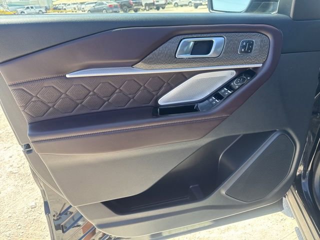Used 2025 Ford Explorer Platinum w/ LUX Leather Package image 26