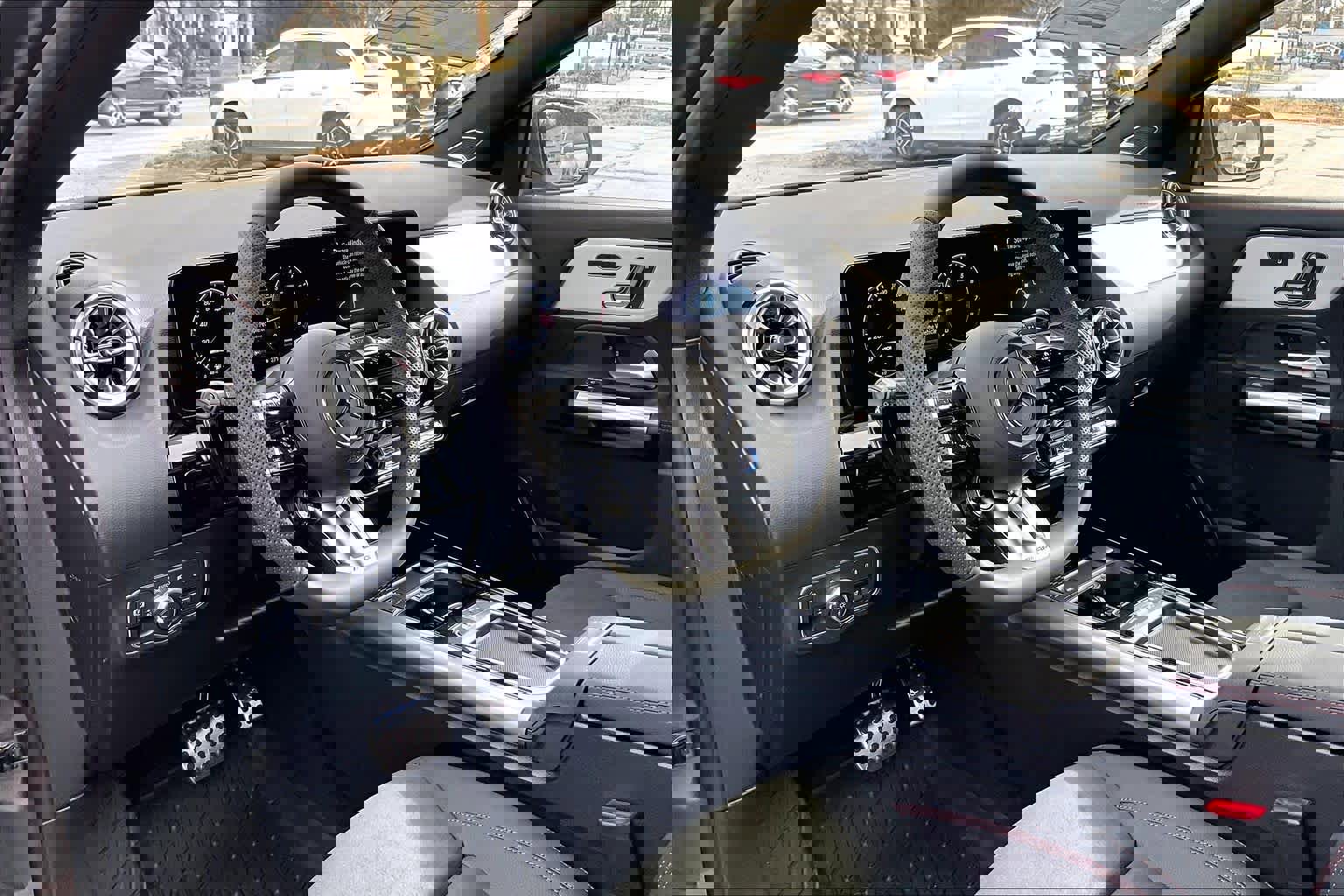 New 2026 Mercedes-Benz GLA 35 AMG 4MATIC image 10