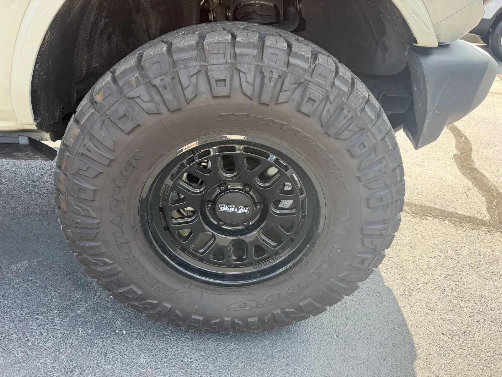 Used 2025 Ford Bronco Outer Banks AWD/4WD image 9