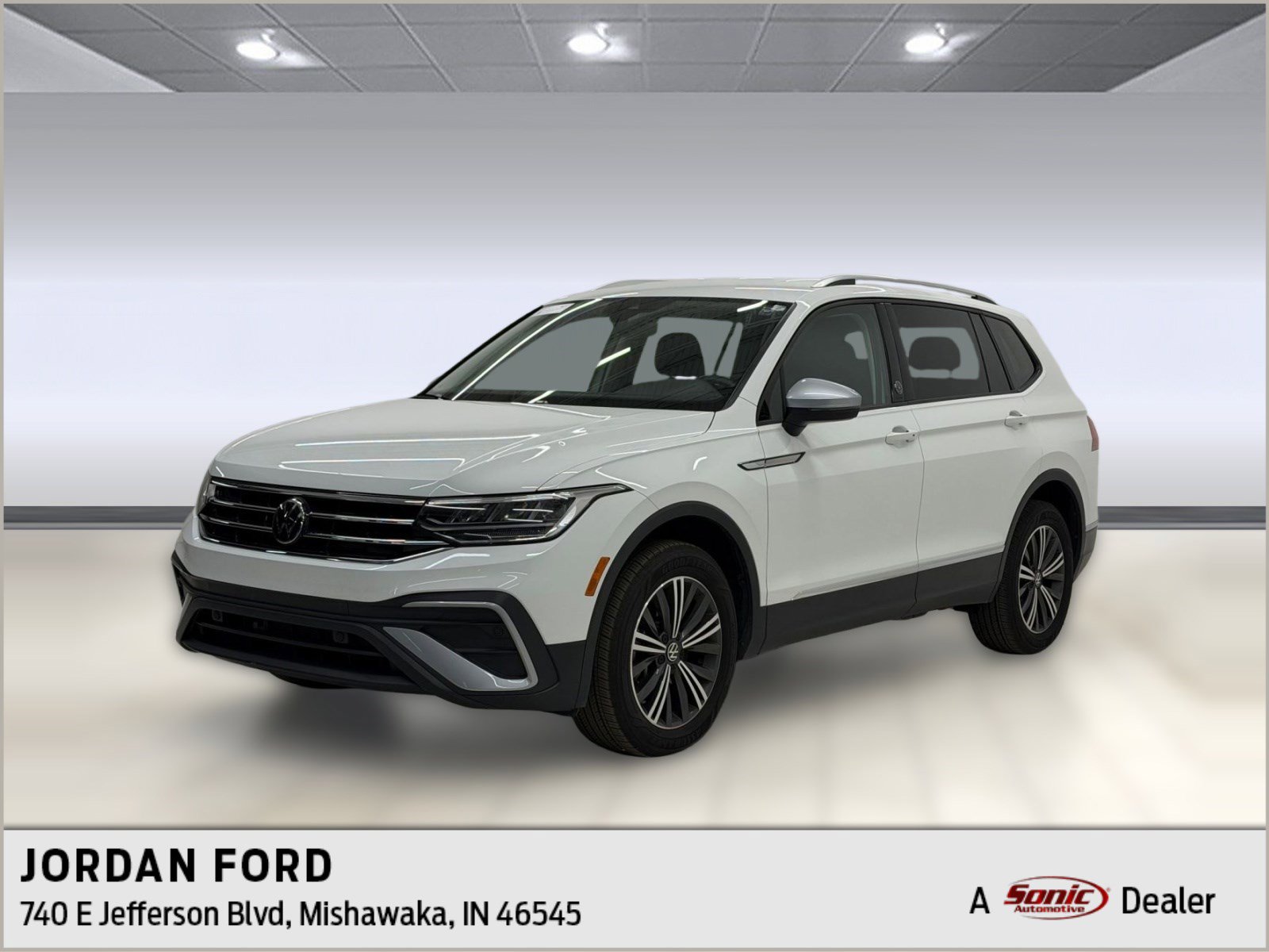 Used 2024 Volkswagen Tiguan Wolfsburg Edition image 1