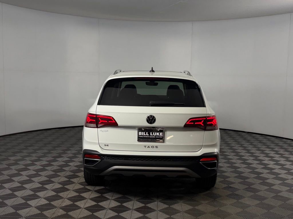 Used 2022 Volkswagen Taos SE AWD/4WD image 9