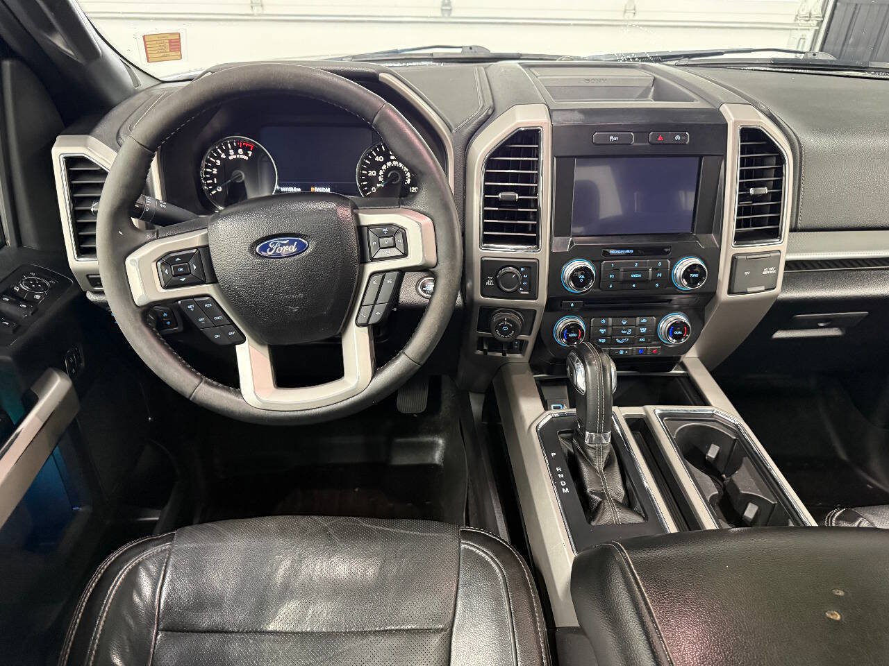 Used 2017 Ford F150 Lariat w/ Equipment Group 501A Mid AWD/4WD image 9