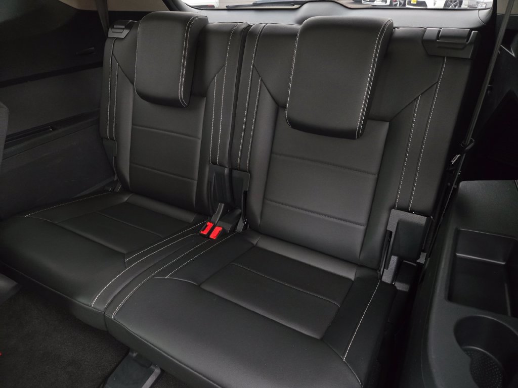 Used 2023 Volkswagen Atlas SE AWD/4WD image 13
